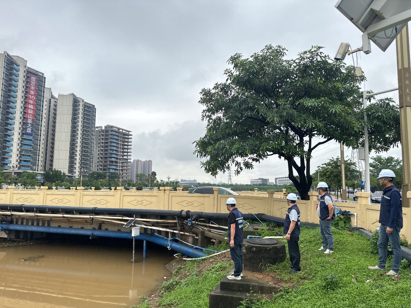 各級單位開展防汛及安全生產(chǎn)風(fēng)險隱患排查隱患排查 (2).JPG