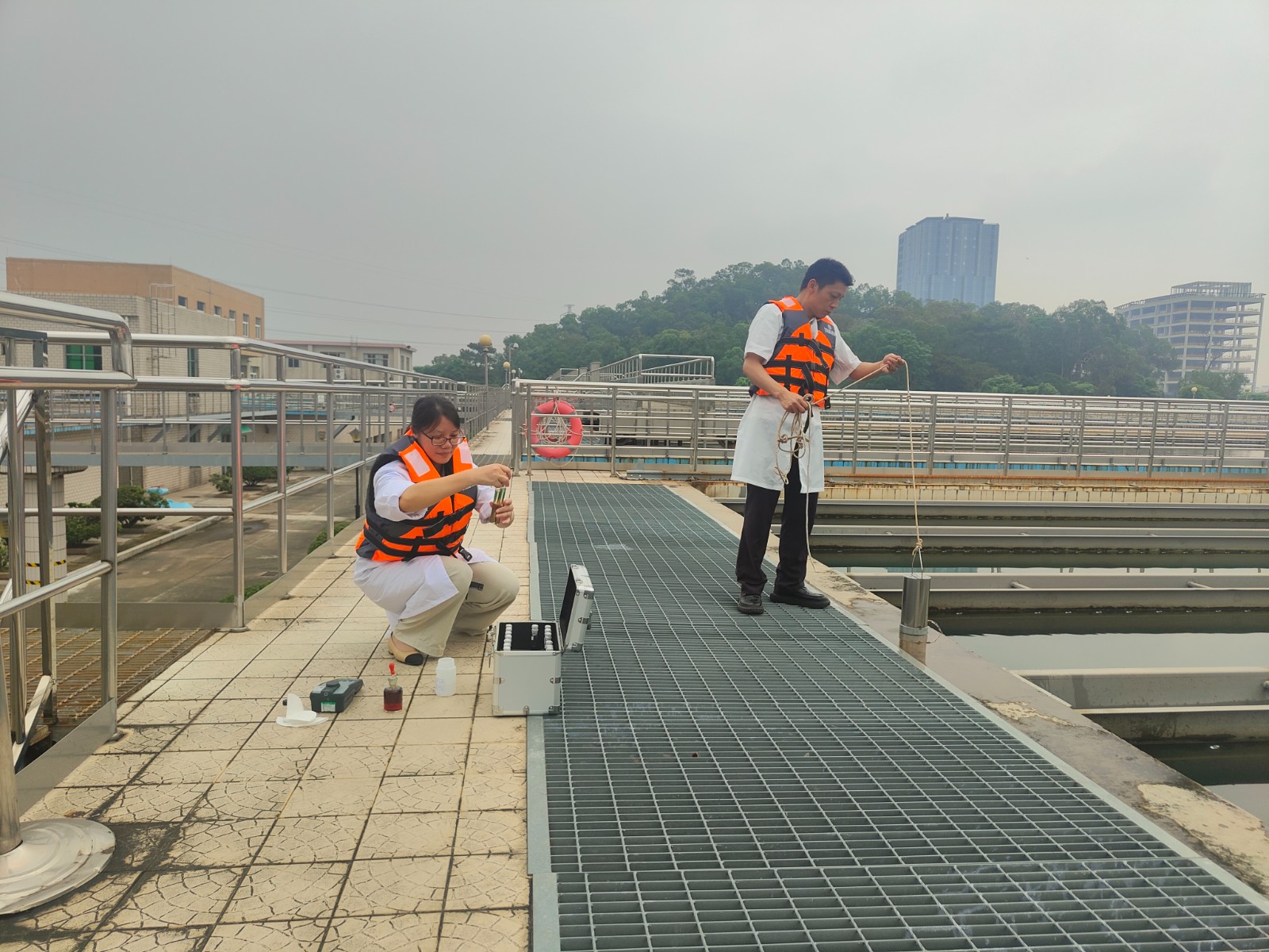 做好水質(zhì)監(jiān)測工作 (4).jpg 做好水質(zhì)監(jiān)測工作 (4).jpg