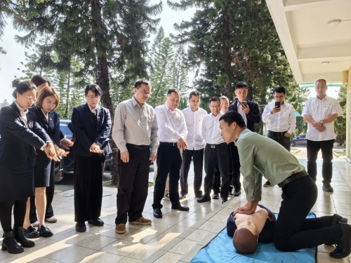 消防應(yīng)急演練 (4).jpg