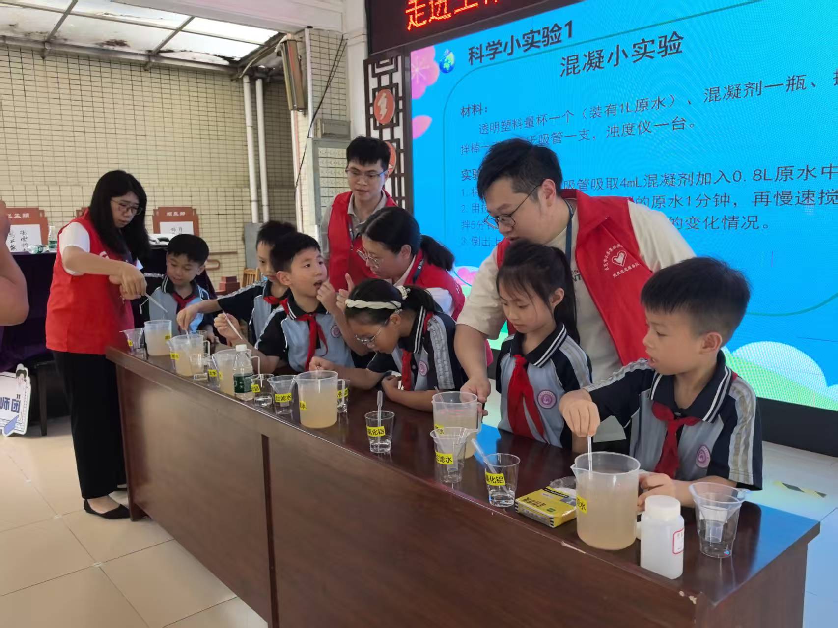 10.東坑鎮(zhèn)多鳳小學(xué).jpg 10.東坑鎮(zhèn)多鳳小學(xué).jpg